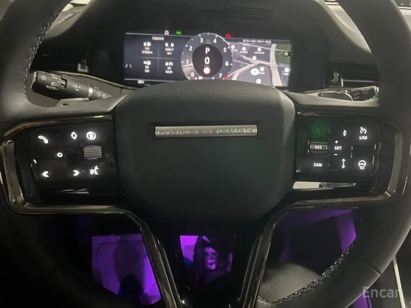2025 Land Rover Range Rover Evoque с пробегом 18 500 км