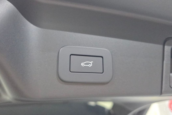 2025 Land Rover Range Rover Evoque с пробегом 2 971 км