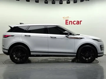 2025 Land Rover Range Rover Evoque с пробегом 10 348 км