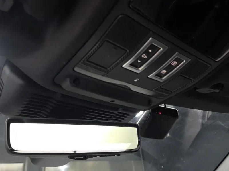 2025 Land Rover Range Rover Evoque с пробегом 799 км