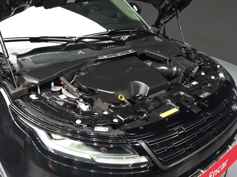 2025 Land Rover Range Rover Evoque с пробегом 1 389 км