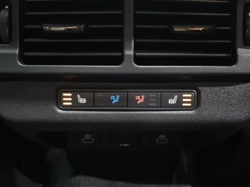 2025 Land Rover Range Rover Evoque с пробегом 1 389 км