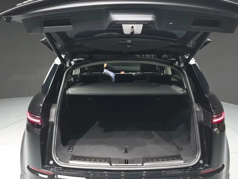 2025 Land Rover Range Rover Evoque с пробегом 1 389 км