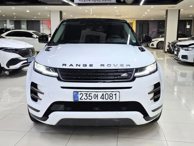 2025 Land Rover Range Rover Evoque с пробегом 16 800 км