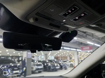 2025 Land Rover Range Rover Evoque с пробегом 16 800 км