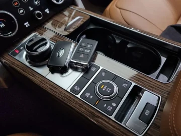 2022 Land Rover Range Rover с пробегом 34 351 км