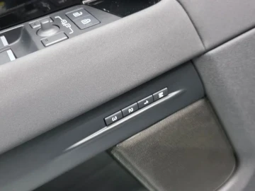 2024 Land Rover Range Rover Evoque с пробегом 21 903 км