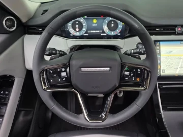 2025 Land Rover Range Rover Evoque с пробегом 9 741 км