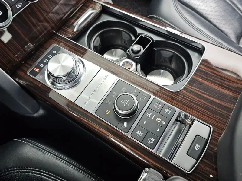 2017 Land Rover Range Rover с пробегом 148 709 км