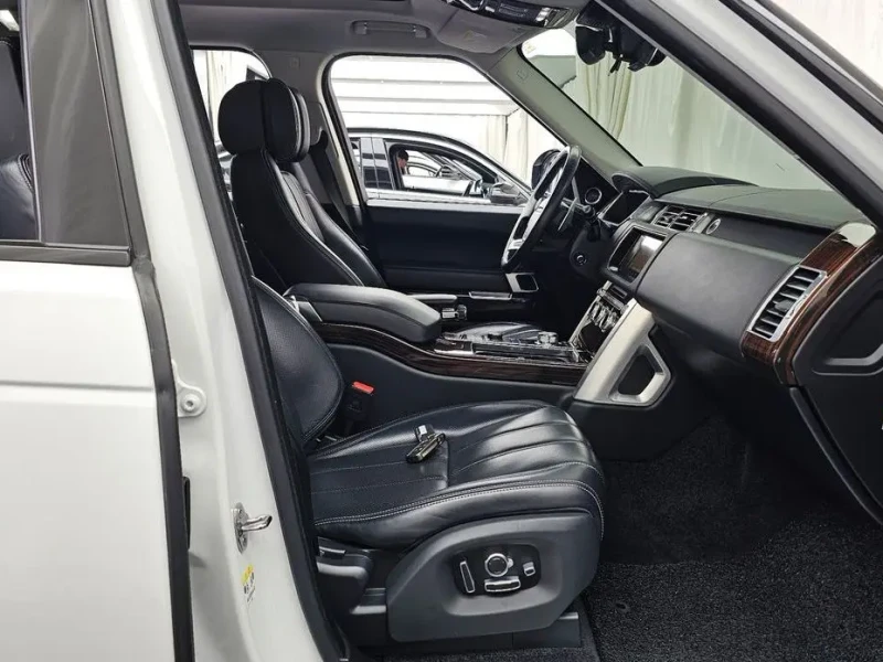 2017 Land Rover Range Rover с пробегом 148 709 км