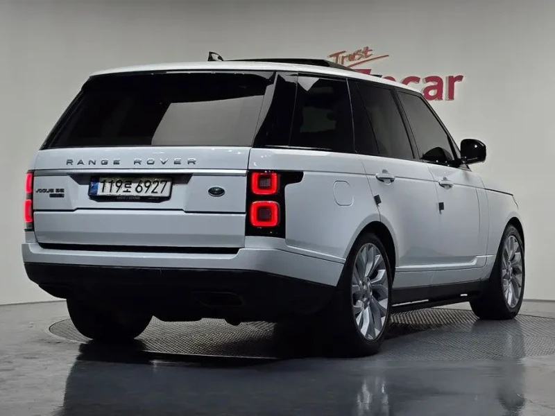 2020 Land Rover Range Rover с пробегом 56 128 км