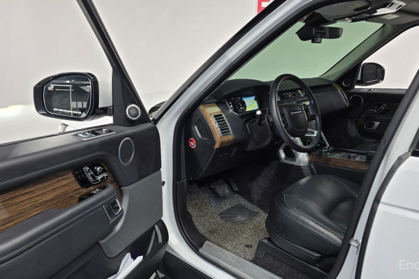 2020 Land Rover Range Rover с пробегом 56 128 км