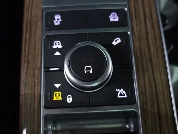 2020 Land Rover Range Rover с пробегом 56 128 км