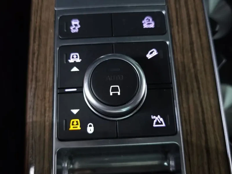 2020 Land Rover Range Rover с пробегом 56 128 км