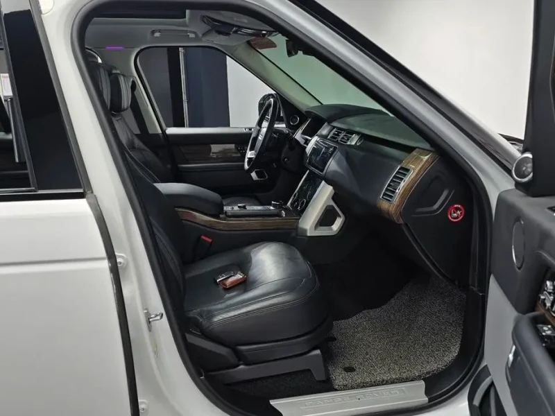 2020 Land Rover Range Rover с пробегом 56 128 км