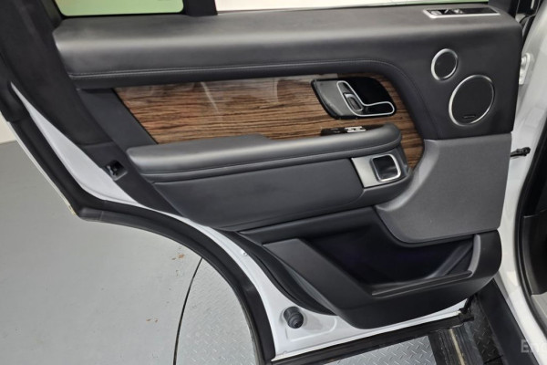 2020 Land Rover Range Rover с пробегом 56 128 км