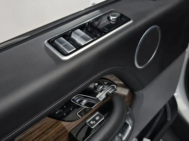 2020 Land Rover Range Rover с пробегом 56 128 км