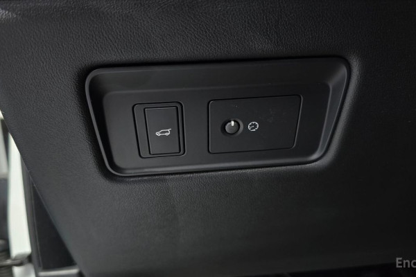 2020 Land Rover Range Rover с пробегом 56 128 км