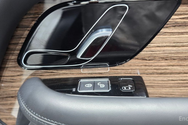 2020 Land Rover Range Rover с пробегом 56 128 км