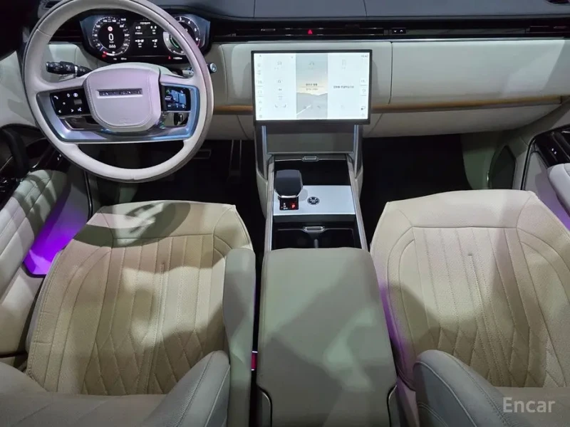 2025 Land Rover Range Rover с пробегом 6 203 км