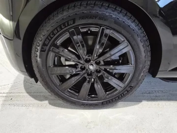 2025 Land Rover Range Rover с пробегом 6 203 км