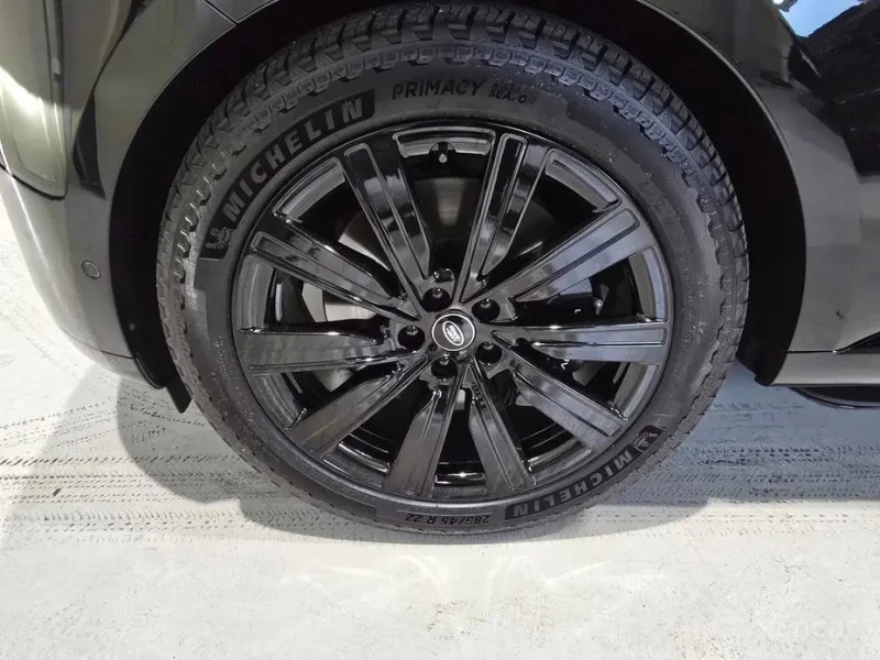 2025 Land Rover Range Rover с пробегом 6 203 км