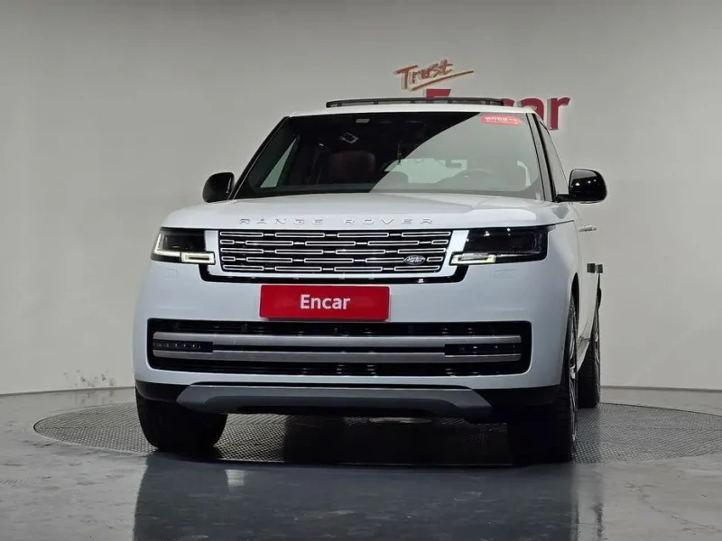 2025 Land Rover Range Rover с пробегом 2 112 км