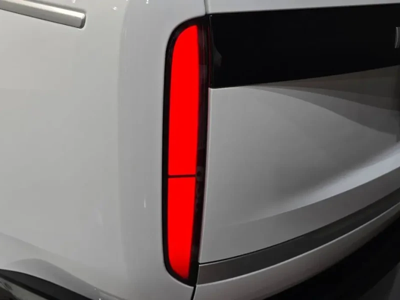 2025 Land Rover Range Rover с пробегом 2 112 км