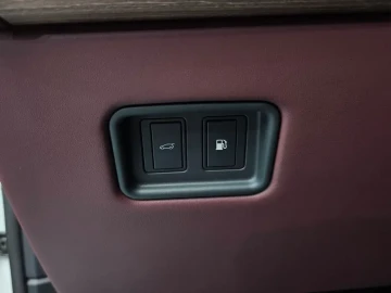 2025 Land Rover Range Rover с пробегом 2 112 км