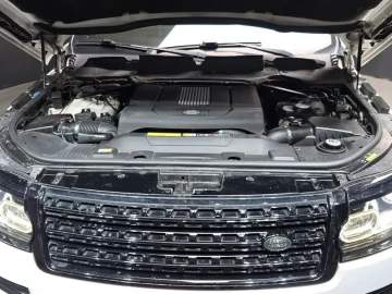 2017 Land Rover Range Rover с пробегом 132 521 км