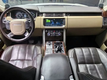 2017 Land Rover Range Rover с пробегом 132 521 км