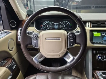 2017 Land Rover Range Rover с пробегом 132 521 км