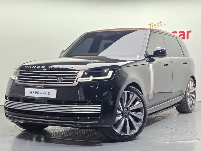 2025 Land Rover Range Rover с пробегом 7 878 км
