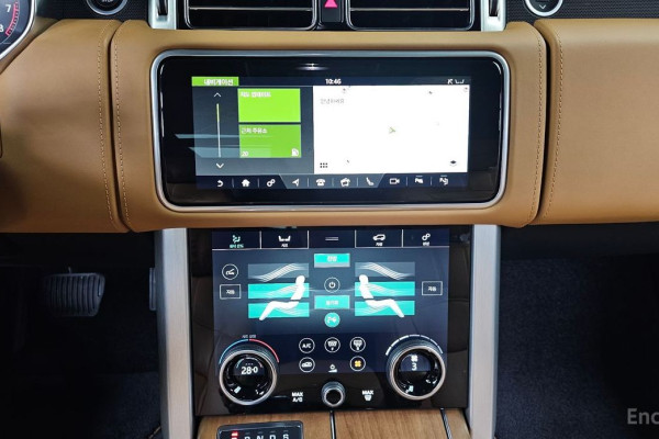 2021 Land Rover Range Rover с пробегом 35 742 км