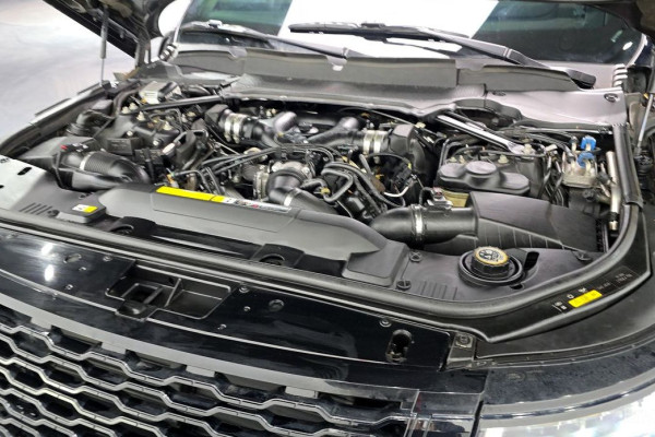 2019 Land Rover Range Rover с пробегом 120 054 км