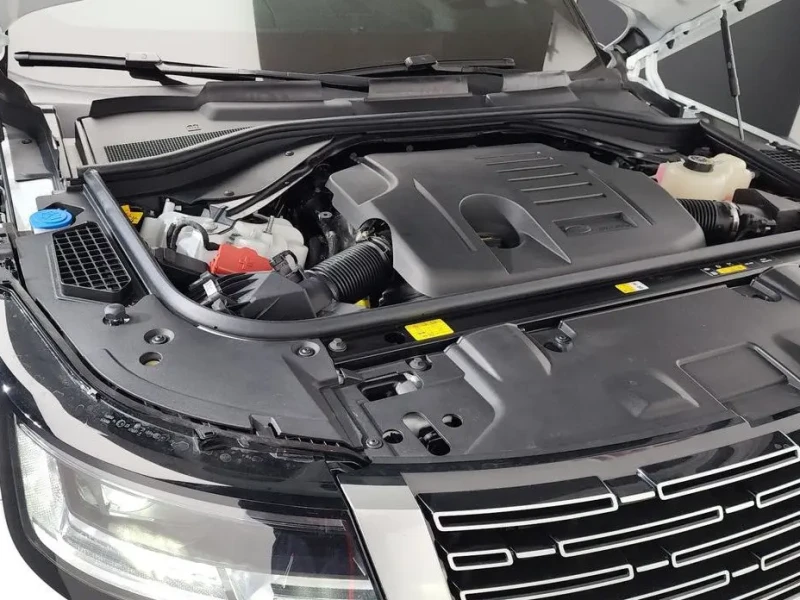 2025 Land Rover Range Rover с пробегом 4 170 км