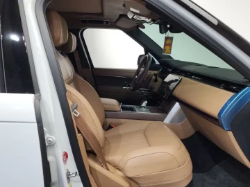 2025 Land Rover Range Rover с пробегом 4 170 км