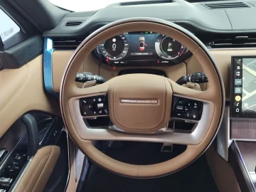 2025 Land Rover Range Rover с пробегом 4 170 км