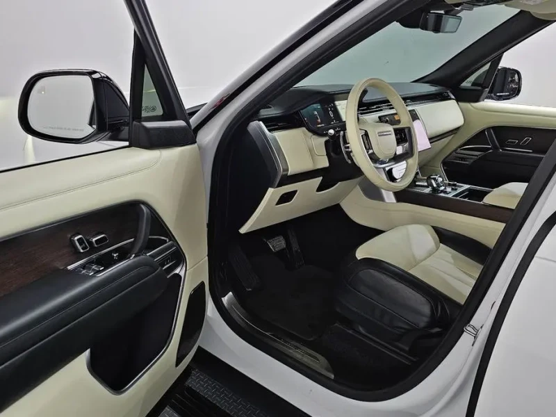 2023 Land Rover Range Rover с пробегом 33 373 км