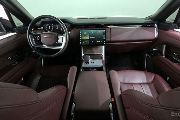 2024 Land Rover Range Rover с пробегом 28 607 км