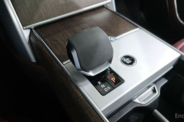 2024 Land Rover Range Rover с пробегом 28 607 км