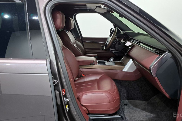 2024 Land Rover Range Rover с пробегом 28 607 км