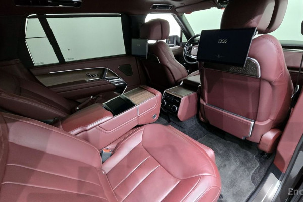 2024 Land Rover Range Rover с пробегом 28 607 км