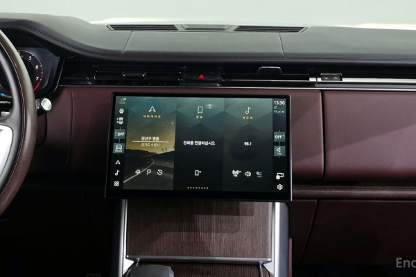 2024 Land Rover Range Rover с пробегом 28 607 км