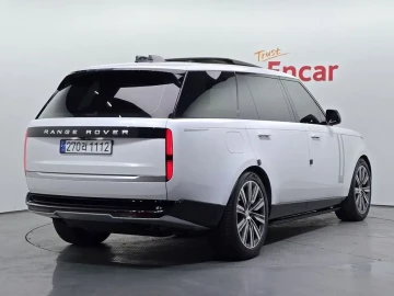 2024 Land Rover Range Rover с пробегом 12 677 км