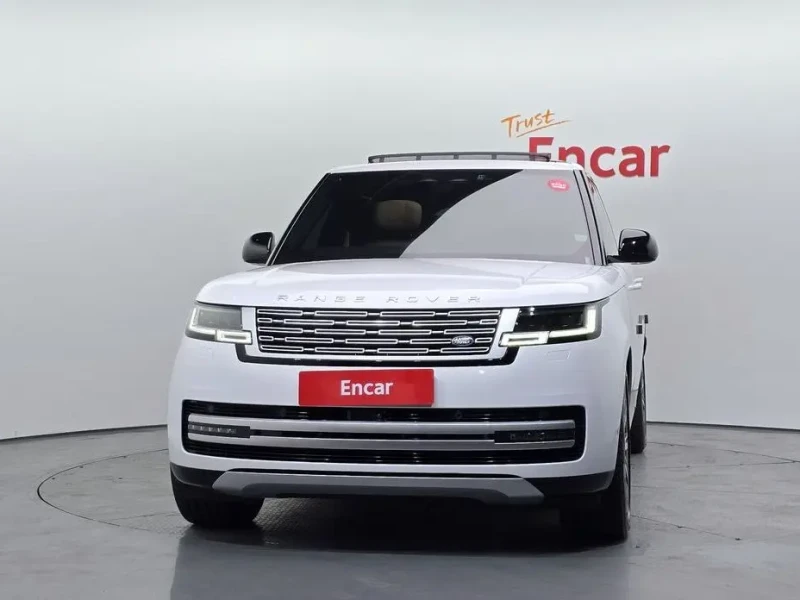 2024 Land Rover Range Rover с пробегом 12 677 км