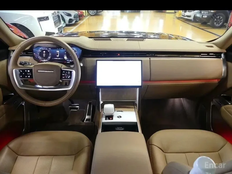 2024 Land Rover Range Rover с пробегом 7 400 км