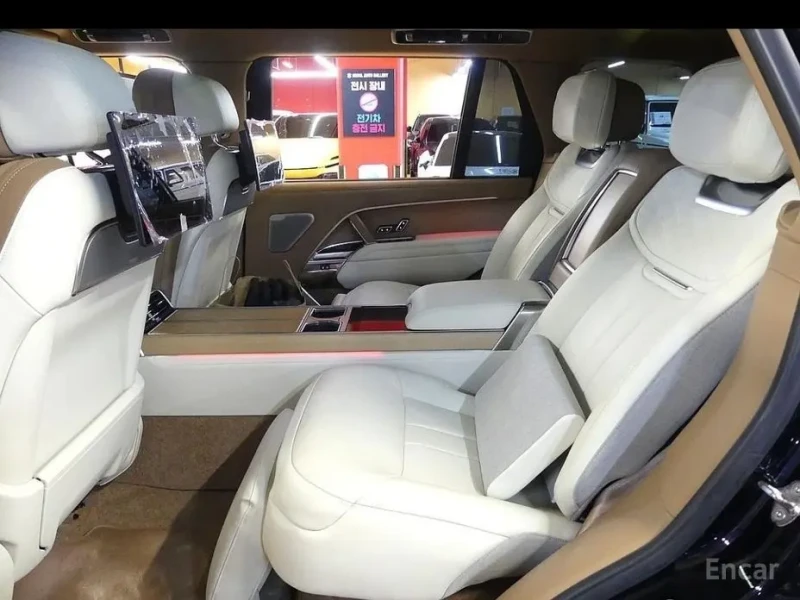 2024 Land Rover Range Rover с пробегом 7 400 км