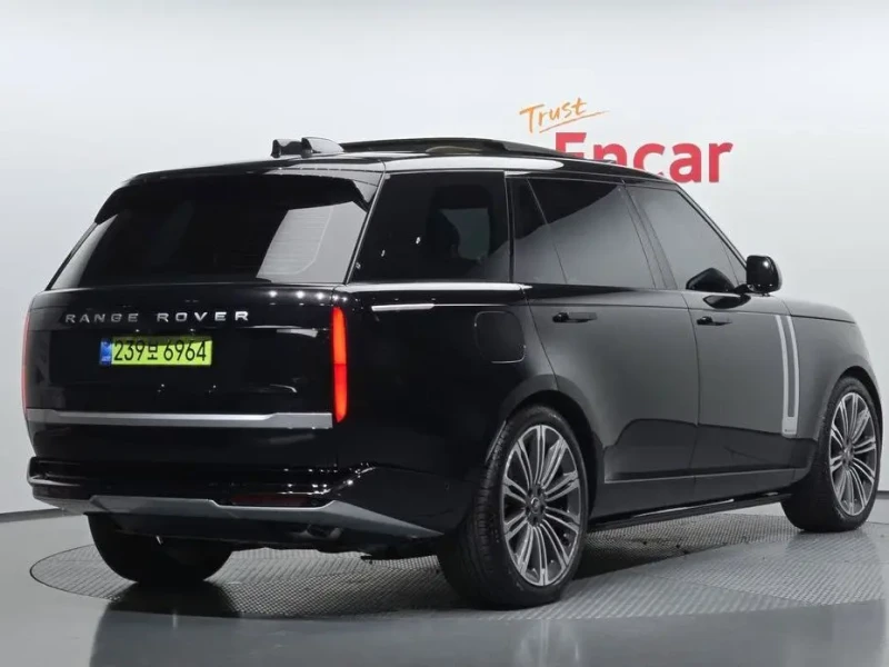 2025 Land Rover Range Rover с пробегом 3 525 км