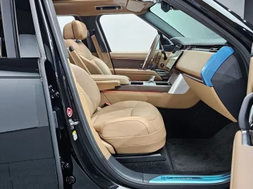 2025 Land Rover Range Rover с пробегом 3 525 км